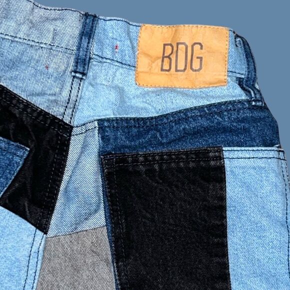 BDG High-Waisted Baggy Jean - Patched Size 25 #35 - Picture 6 of 9